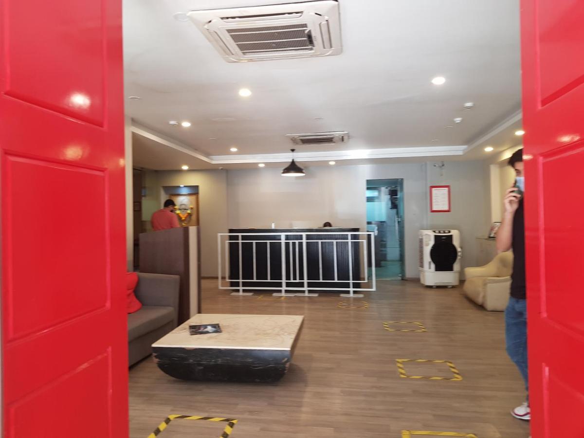 Hotel Unicontinental Mumbai  Buitenkant foto