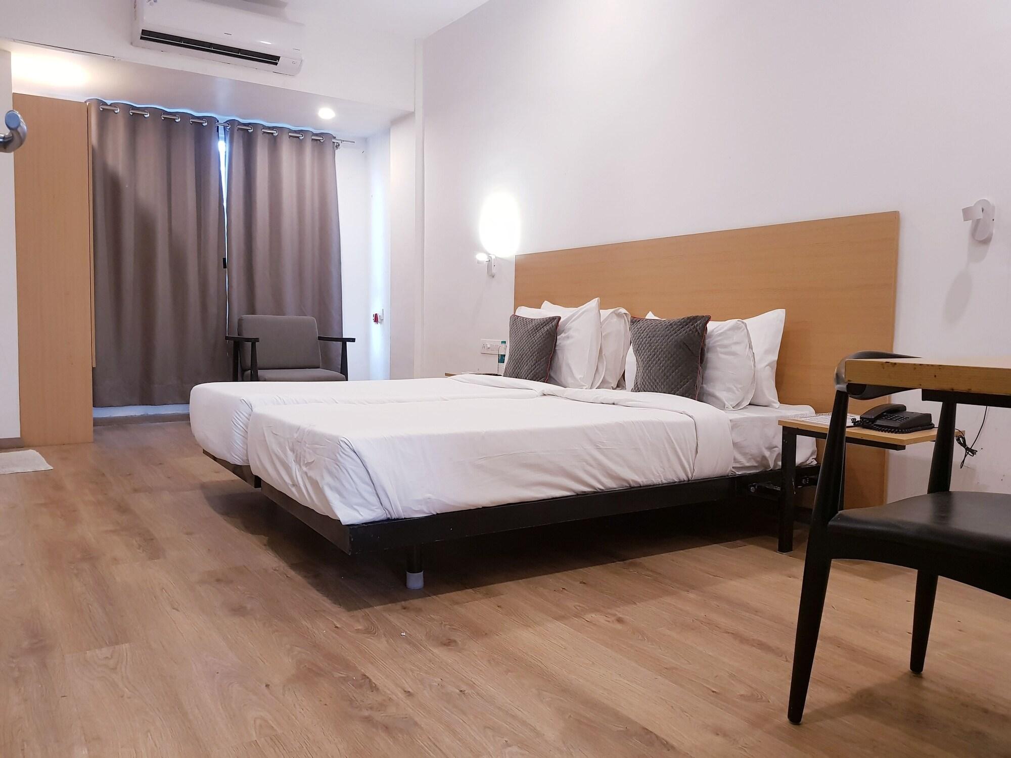 Hotel Unicontinental Mumbai  Buitenkant foto
